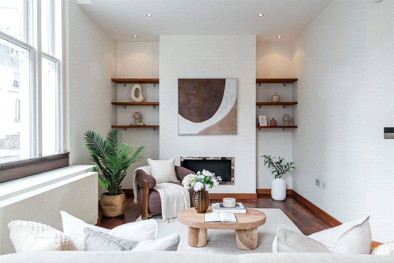 Monmouth Road, London, W2