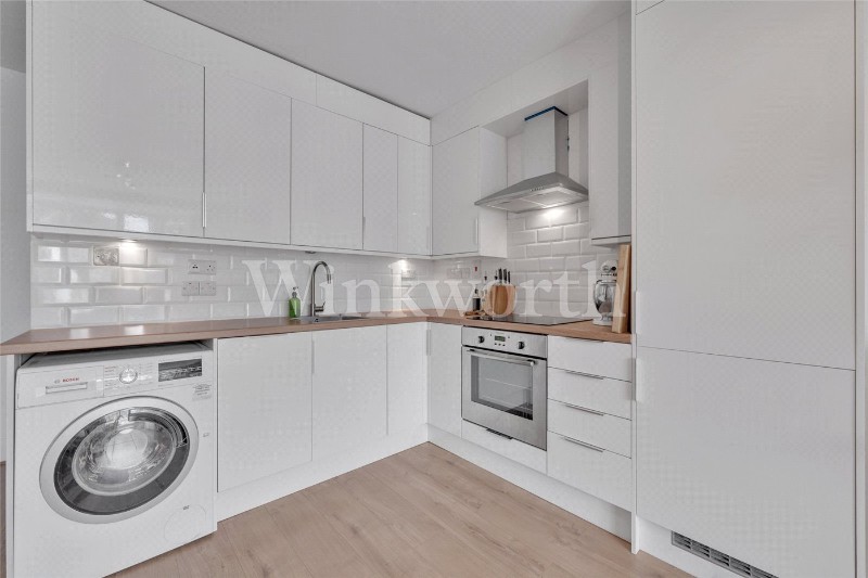 Ashbourne Avenue, London, NW11