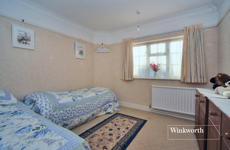 Kingsmead Avenue, Worcester Park, KT4