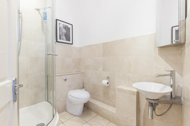 Breezers Court, 20 The Highway, London, E1W