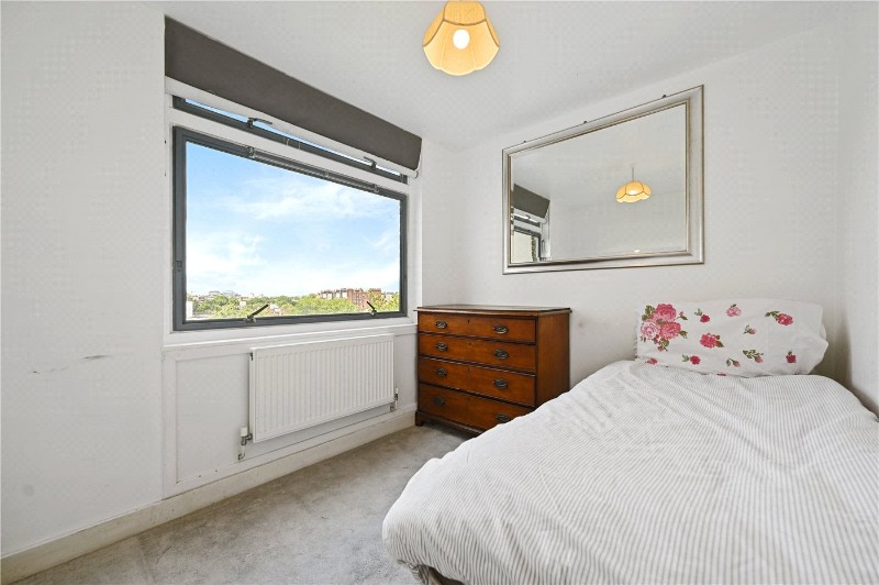 Park Close, Ilchester Place, London, W14