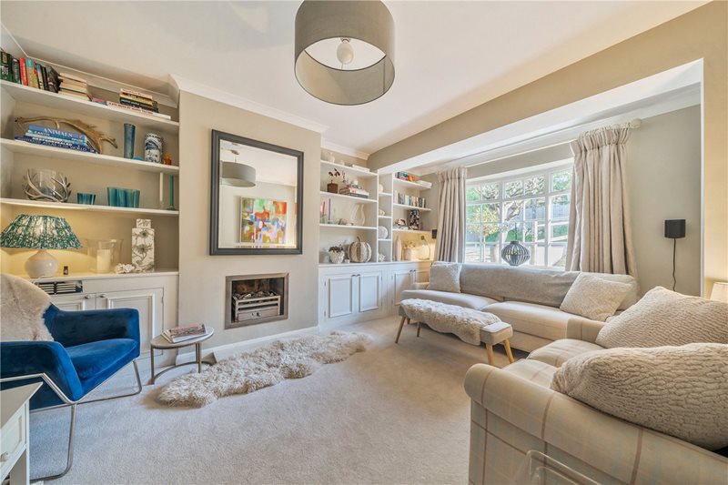 Burnt Hill Road, Wrecclesham, Farnham, Surrey, GU10