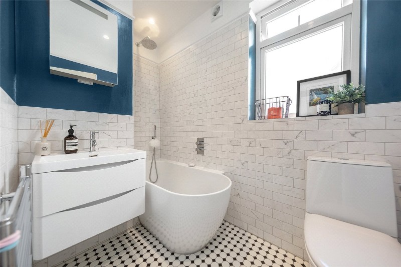 Brookwood Road, London, SW18