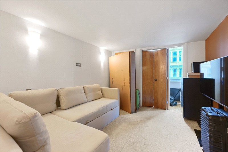 Ludgate Hill, London, EC4M
