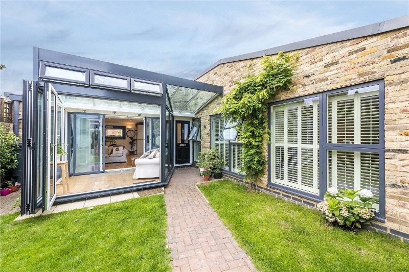 Birkbeck Hill, London, SE21