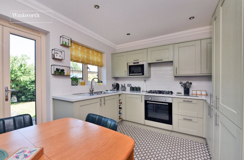 Pearing Close, Worcester Park, KT4