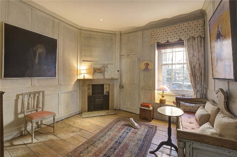 Holland Street, London, W8