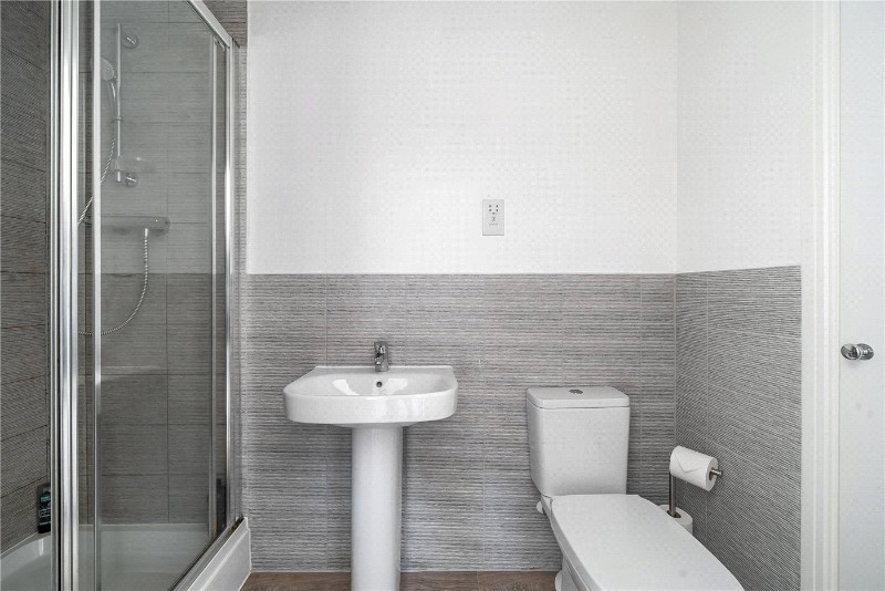 Keepsake Close, Farnham, Surrey, GU9