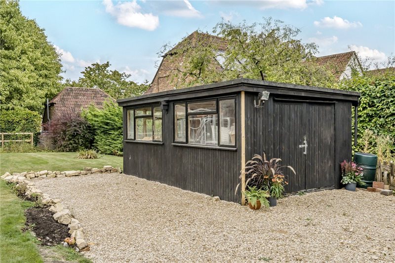Greenhouse Road, All Cannings, Devizes, Wiltshire, SN10