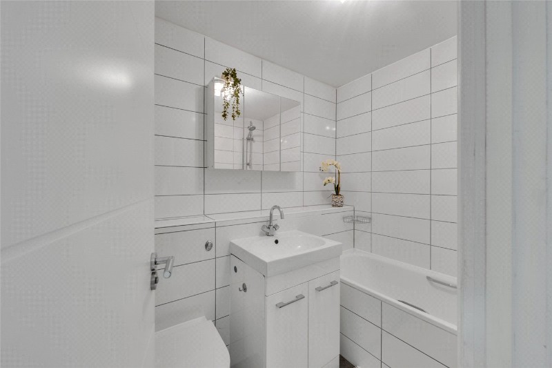 Abinger Mews, London, W9