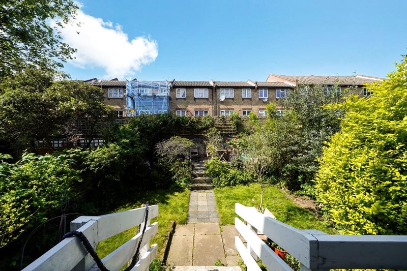 Kingsdown Road, London, N19