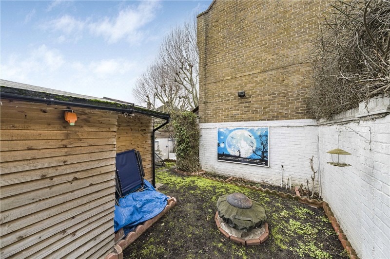 Isambard Place, London, SE16