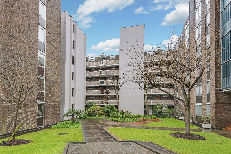 Boundary Road, St John&#39;s Wood, London, NW8