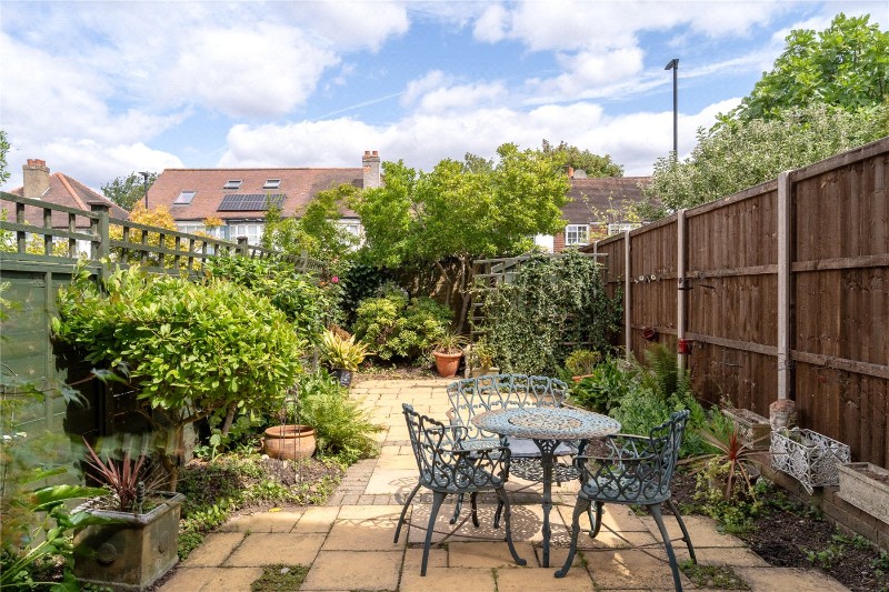 Fawcett Close, London, SW16