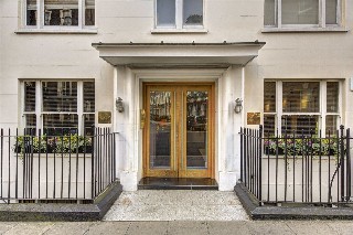 Hill Street, London, W1J