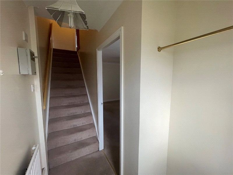 Weywood Close, Farnham, Surrey, GU9
