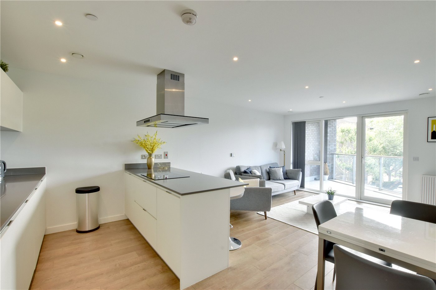Kitchen/Reception