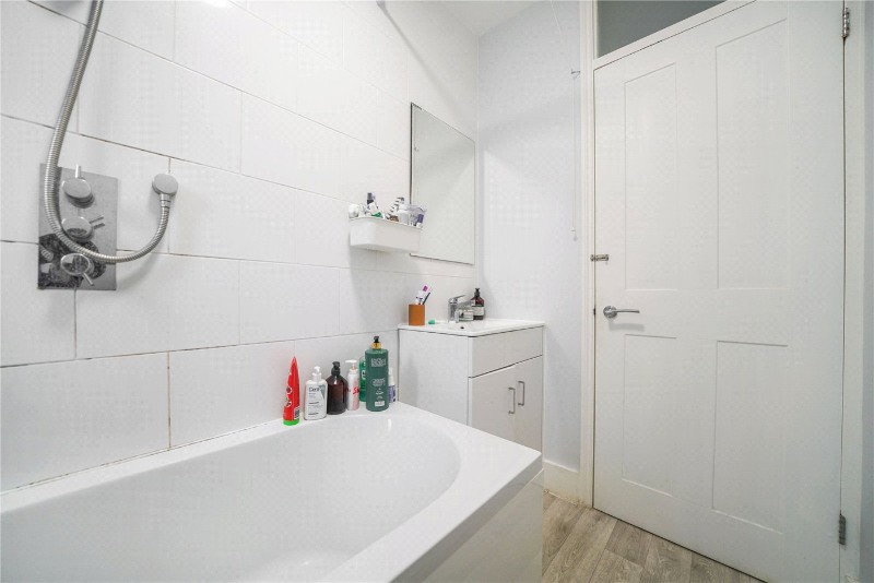 Medina Lodge, Isledon Road, London, N7