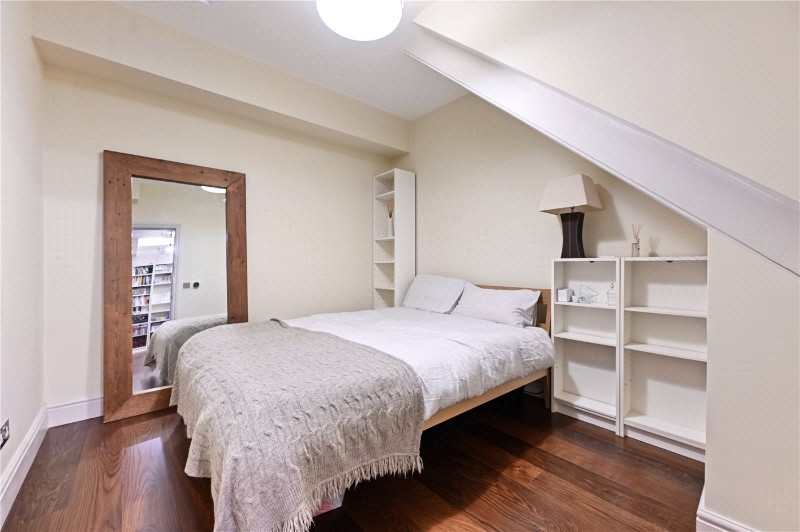 Colville Mews, London, W11