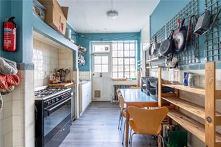 Brixton Hill, London, SW2