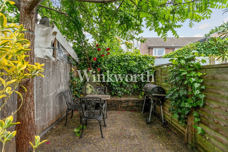 St. John's Road, London, N15