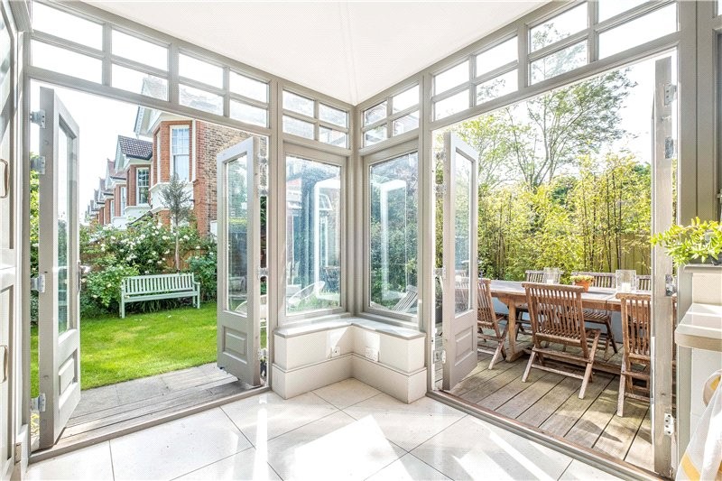 Kitson Road, Barnes, London, SW13