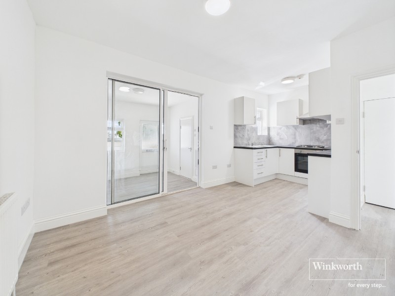 Larkway Close, Kingsbury, London, NW9