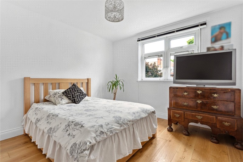 Kenninghall Road, London, E5