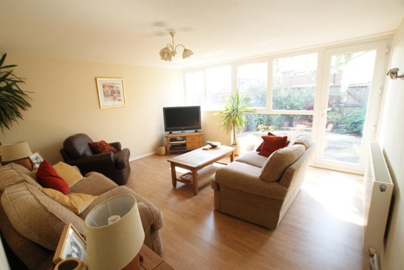Caradon Way, London, N15