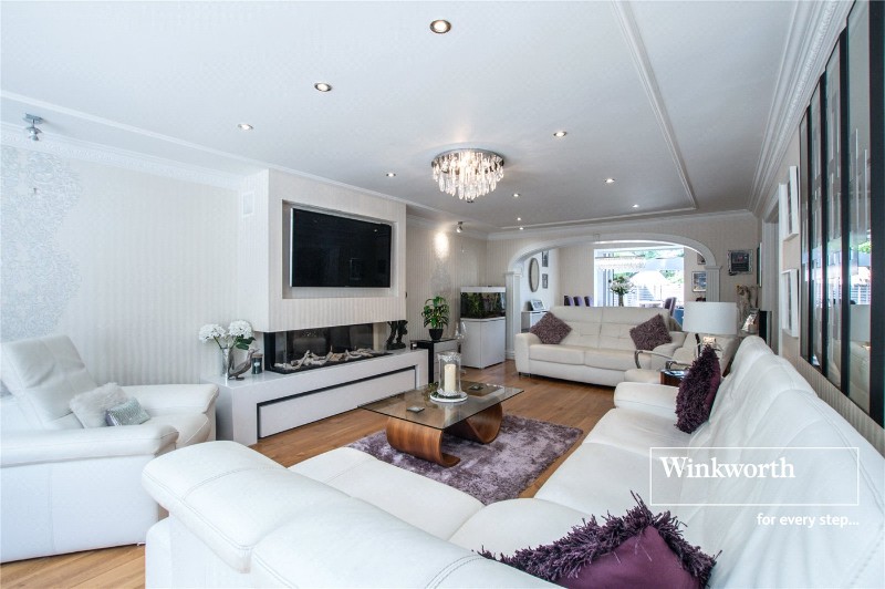 Golf Links Road, Ferndown, Dorset, BH22