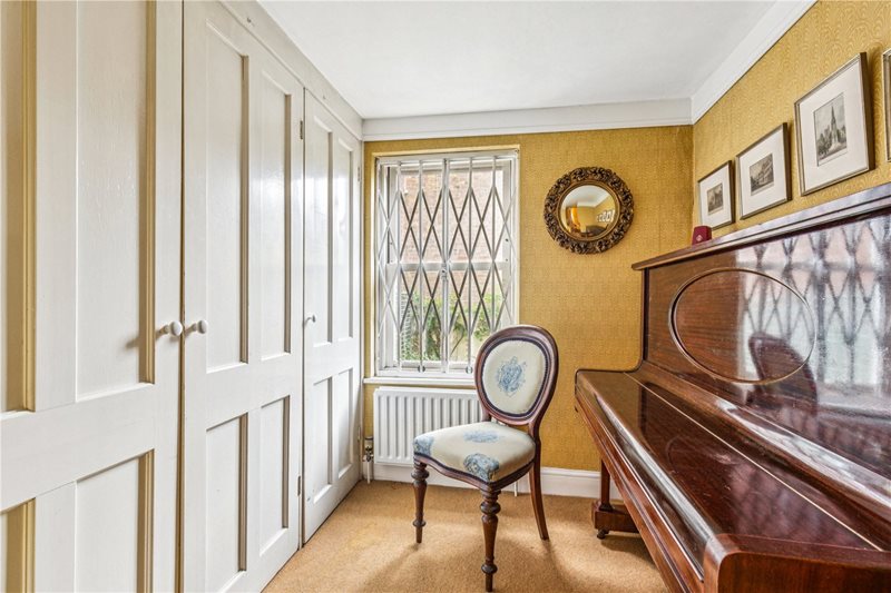 Talbot Road, London, W2