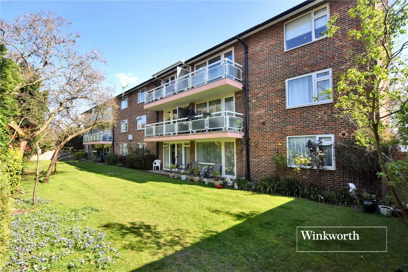 Royal Avenue, Worcester Park, Surrey, KT4