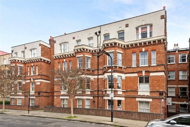 Salcombe Road, London, N16