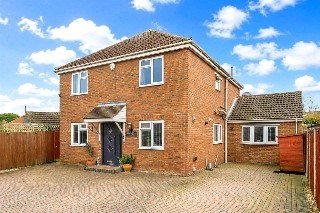 Burmor Close, Bourne, Lincolnshire, PE10
