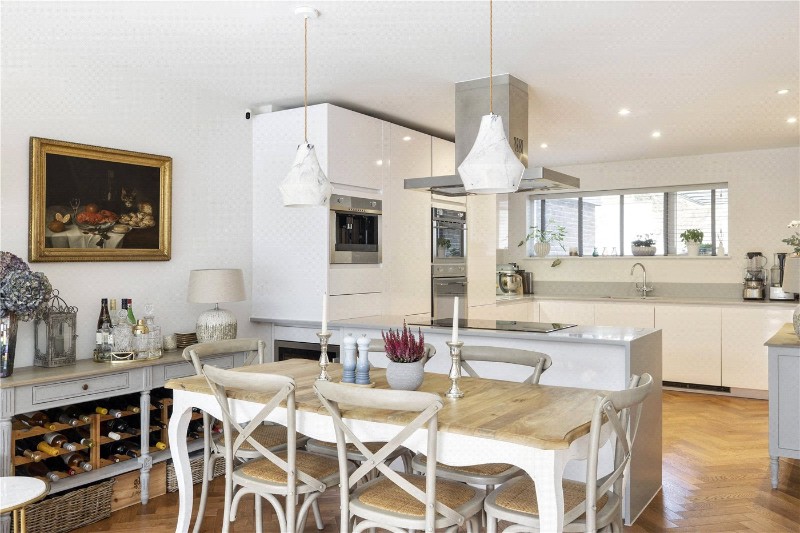 Pakefield Mews, London, SW2