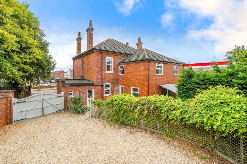 North Road, Bourne, PE10