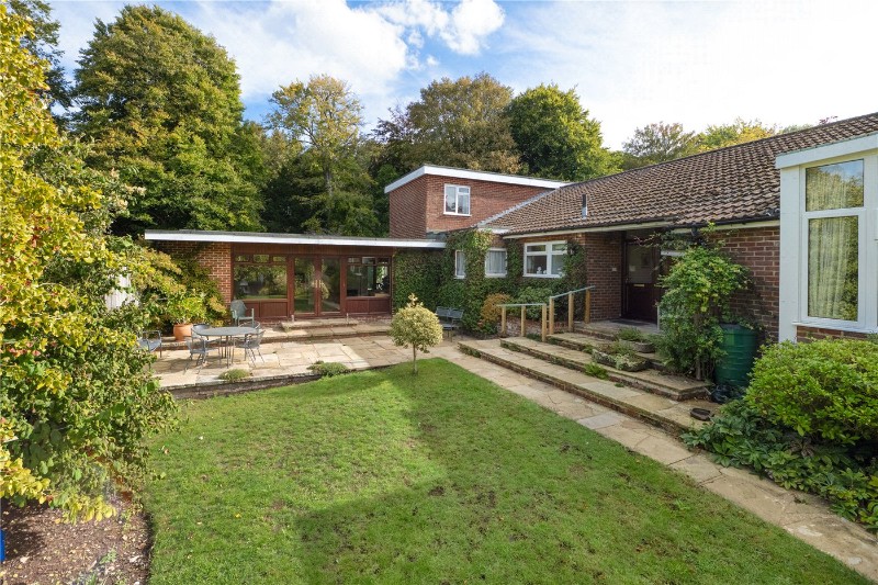 Meadow Close, Bridge, Canterbury, Kent, CT4