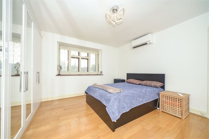 Cedarhurst Drive, London, SE9