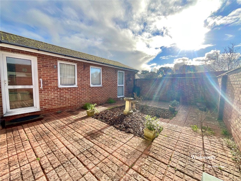 Bluebell Close, Highcliffe, Dorset, BH23