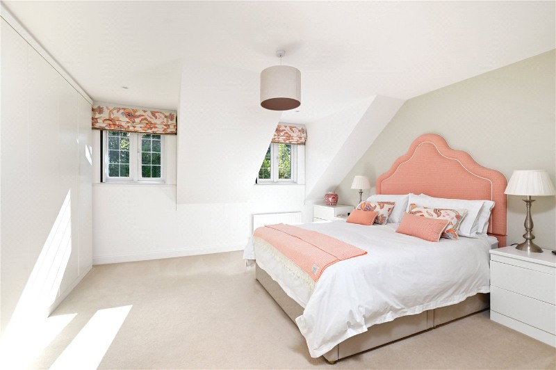 Nine Mile Ride, Finchampstead, Wokingham, Berkshire, RG40
