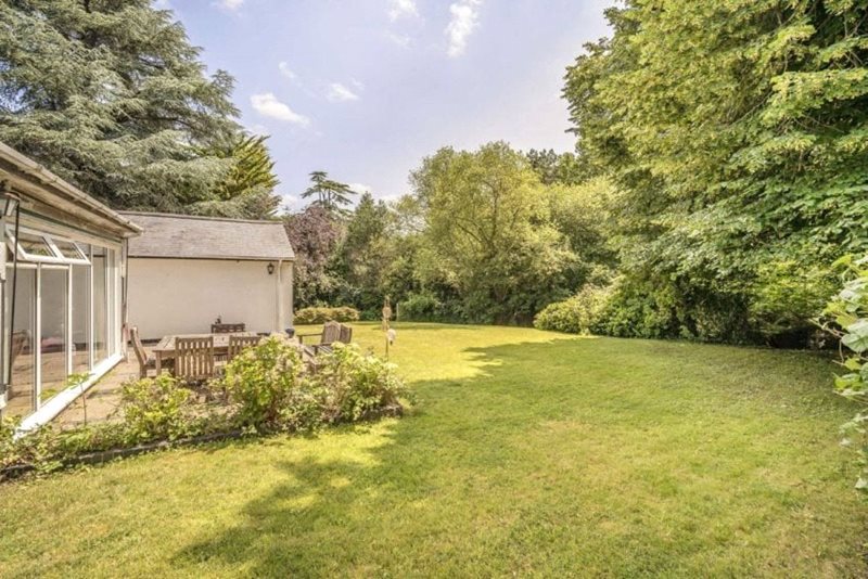 Seven Hills Road, Walton-on-Thames, Surrey, KT12