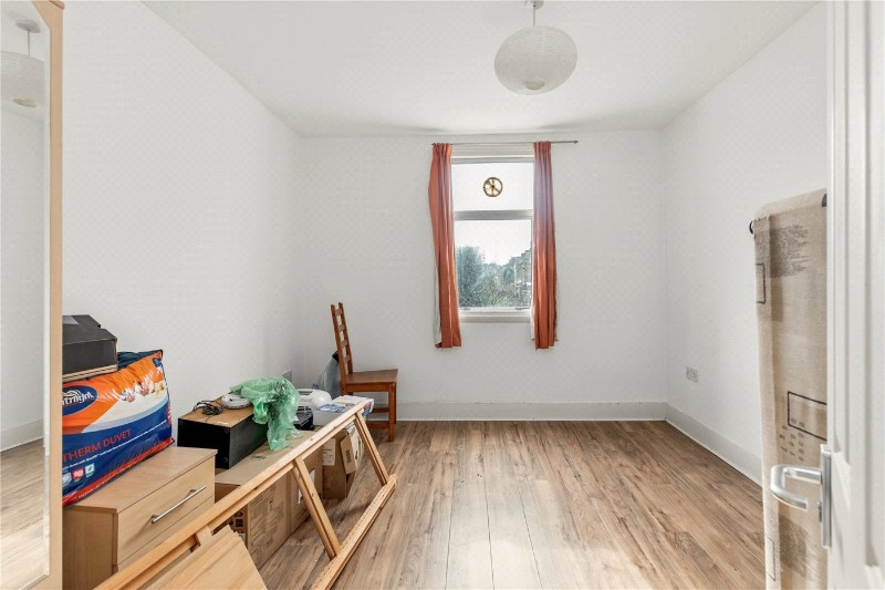 Clissold Crescent, London, N16