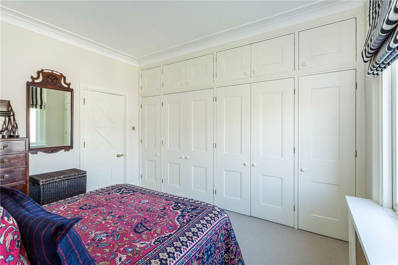 Chepstow Villas, London, W11