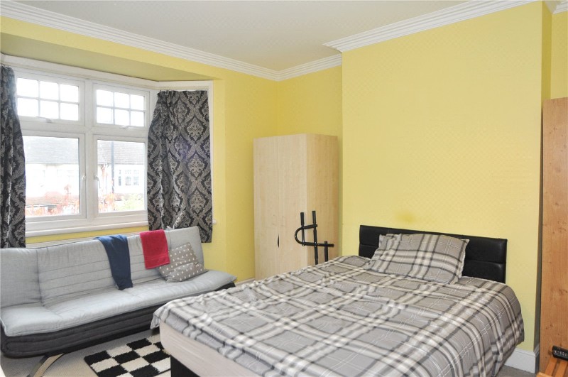 Hamilton Crescent, London, N13
