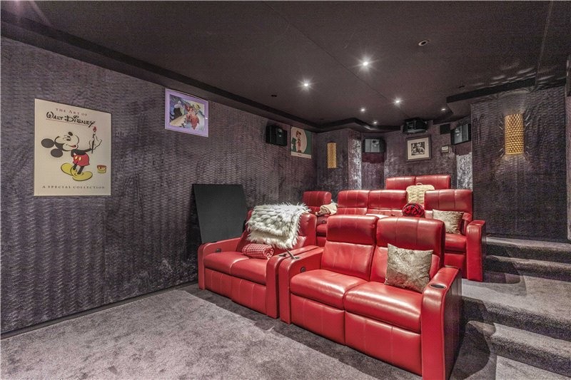 Castelnau, London, SW13