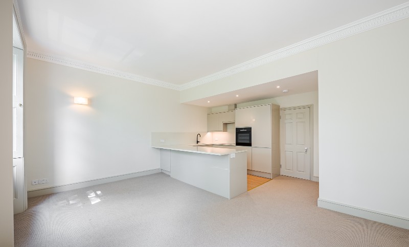 St Georges Square, London, SW1V