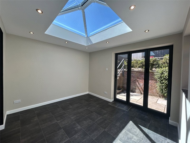 Queen Elizabeth Drive, Crediton, Devon, EX17