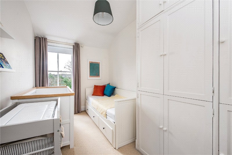 Barham Road, Petersfield, Hampshire, GU32