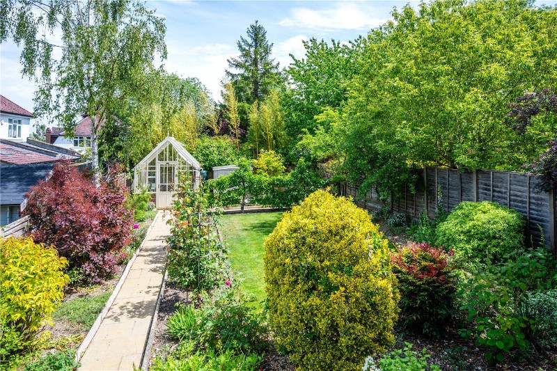 Downs Road, Epsom, Surrey, KT18