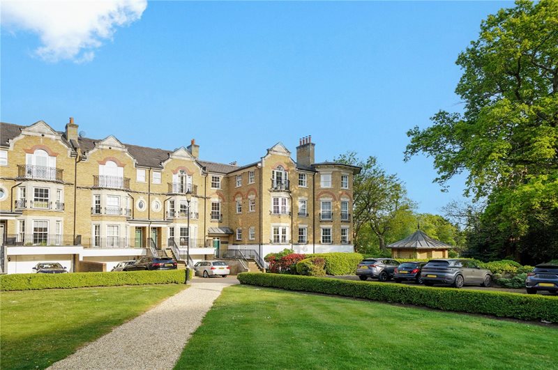 Chapman Square, London, SW19